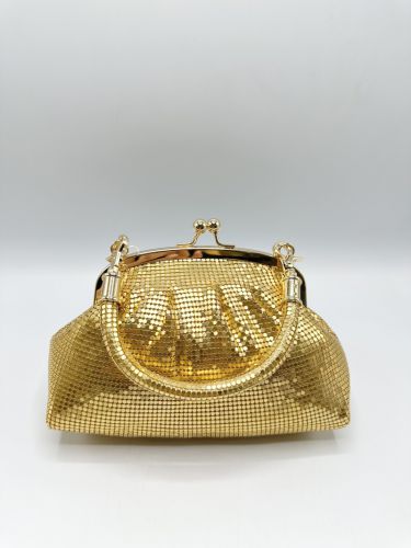 queen_pouch_022